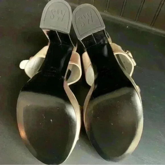 $498 Stuart Weitzman Beige PARTISAN Satin Block Mirror Heel Sandals Size 6 - Picture 7 of 7